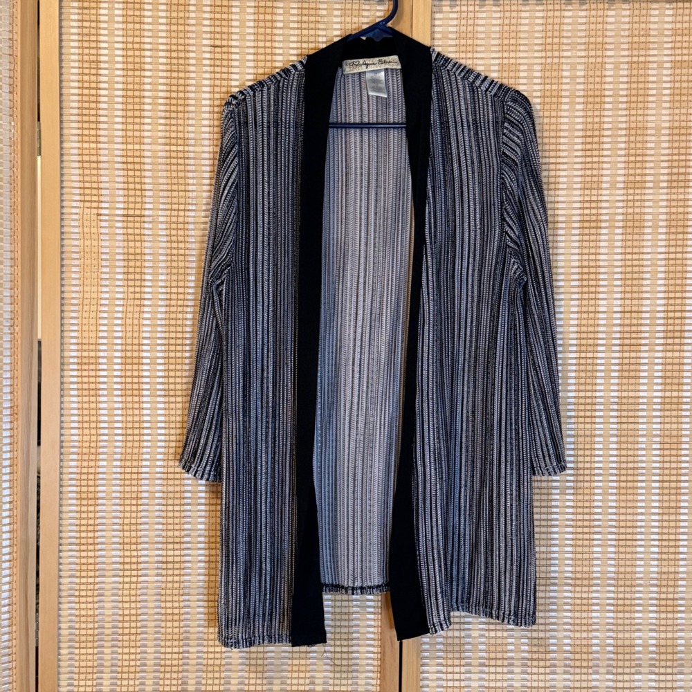 Aqua Blues Womens 2X Open Front Cardigan Black White Chevron Stripe Slinky Knit